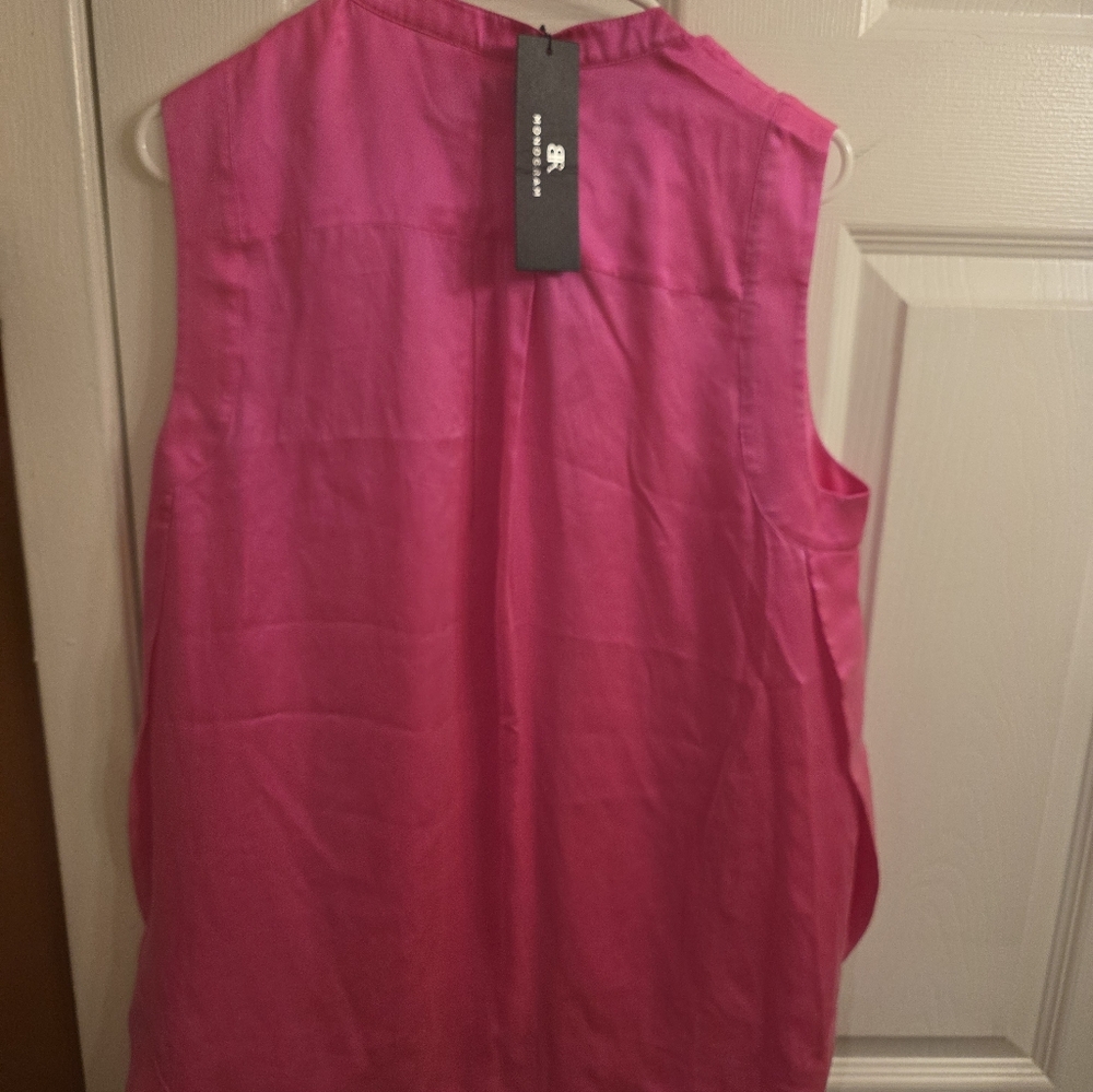 Banana Republic Fuchsia Sleeveless Blouse
